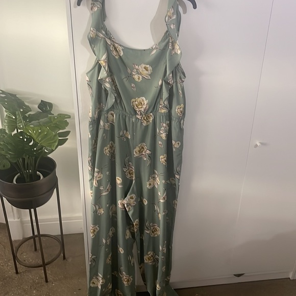 Spring Romper - Picture 4 of 4